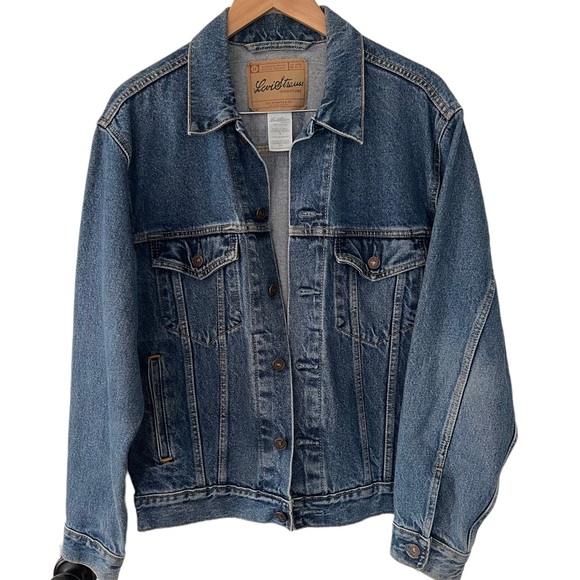 Levi’s Vintage Trucker Jacket